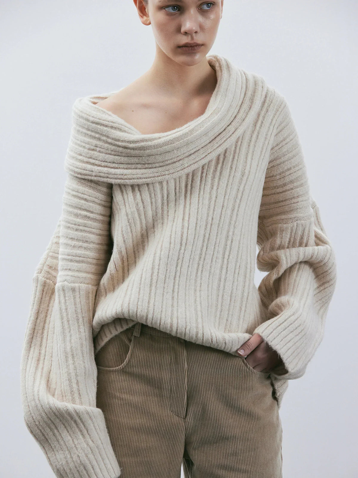 Oversized Wool Sweater | Women’s Sweater with Breathable Warmth and a Classic Knit Pattern